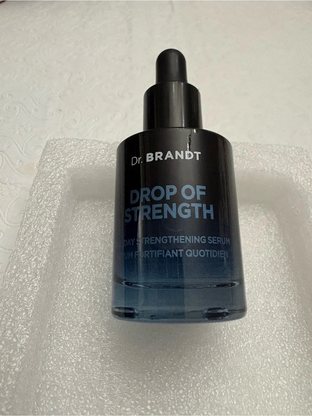 Dr. Brandt Drop of Strength Daily Strengthening Serum - Blue and Black